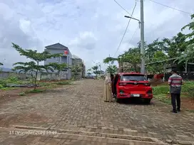 BELI RUMAH NUANSA VILLA MURAH TENANG & NYAMAN