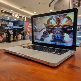 Macbook PRO 13 Mid 2012 intel Core i5 ~ RAM 4 Gb/ SSD 240 Gb