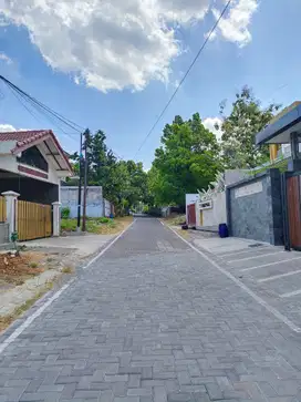 Rumah 2 lt murah Milik Sendiri dkt Kel Padangsari Banyumanik
