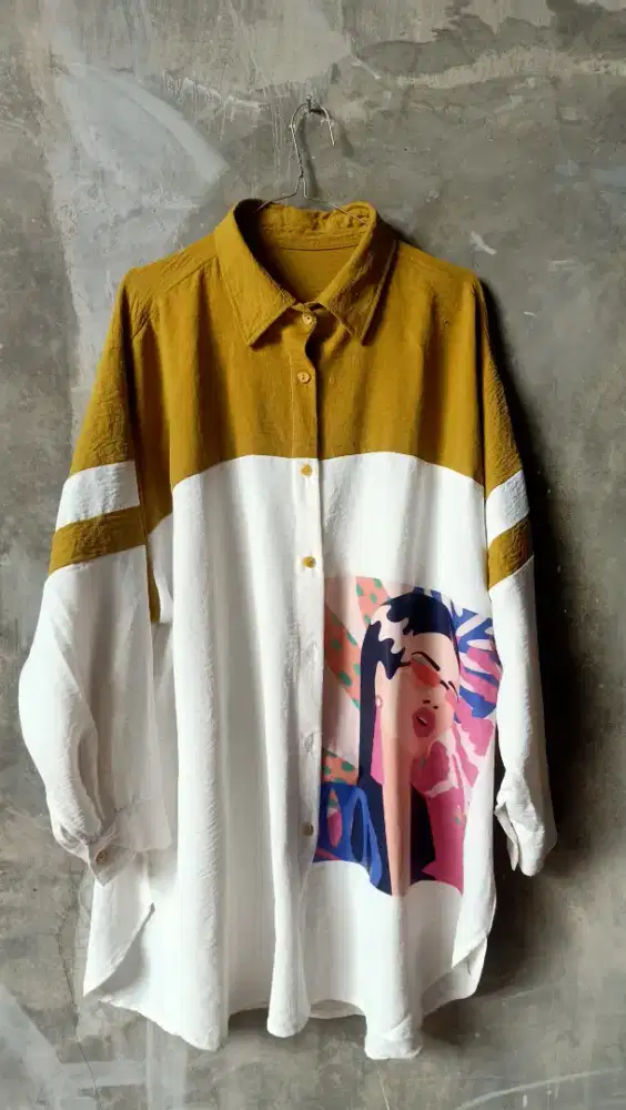 Baju atasan dan celana