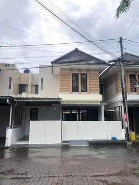 Rumah 2 Lantai dlm Perumahan Elit Padma Residence dkt Khalifa Dental
