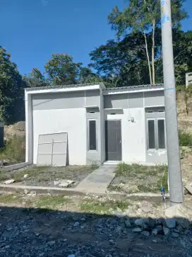 Rumah Baru Di Perum Dikontrakan 7 juta per tahun