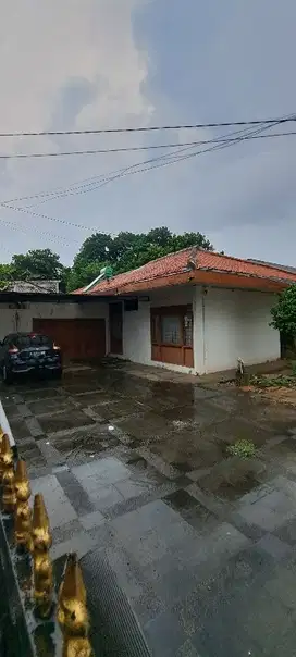 Jual rumah hitungan tanah di Menteng dalam Jakrta pusat