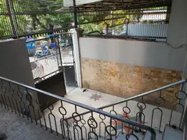Rumah 3 lantai strategis usaha di Teluk Gong,Penjaringan,Jak- Utara