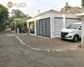 Dijual rumah nyaman asri area cidodok Kebayoran Lama Jaksel