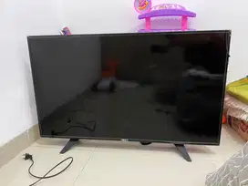 TV LED LG Hitam