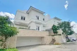 DIJUAL CEPAT MURAH RUMAH MEWAH TOWNHOUSE 1PARK HOME GANDARIA KEBAYORAN