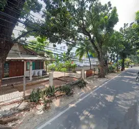 Dijual Tanah di pinggir jalan raya h.baping Ciracas Jakarta timur