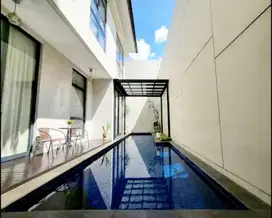 RUMAH SULTAN DENGAN PRIVATE POOL DI LANCEWOOD NAVAPARK BSD