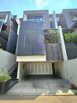 Rumah Mewah Dalam Townhouse Hanya 7 Rumah Dekat Cipete Raya