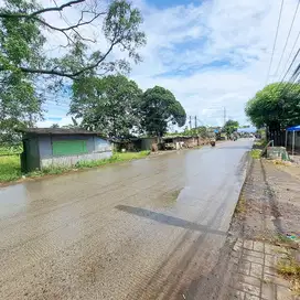 Kavling Strategis Luas 2055 m2 di Pinggir Jalan Raya Legok Tangerang