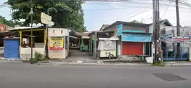 Tanah sangat strategis condongcatur jalan besar cocok usaha