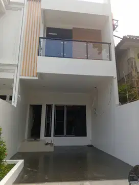 Dijual Rumah Baru Minimalis Modern 2Lt di Jl Garuda Kemayoran Jak-Pus