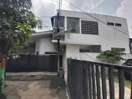 Dijual Rumah Asri, Menarik dan Strategis di Pancoran Jakarta Selatan