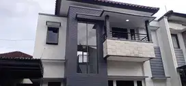 dijual rumah minimalis lantai 2