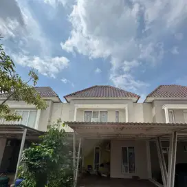 RUMAH TURUN HARGA RAPI BANGET DI KAWASAN STRATEGIS