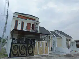 Dijual Rumah 600 jt-an 2 Lantai Colomadu dekat Bandara Solo