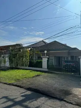 Dijual Rumah daerah Sisingamangaraja, Candisari - Semarang