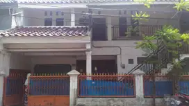 Di Jual Cepat Rumah Kosan 2 Lantai di Kebayoran Lama,