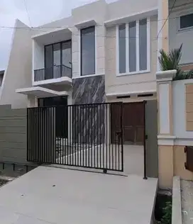 AUD13 JUAL RUMAH AREA ARAYA CUMAN 3 M AN LUAS 240 SHM