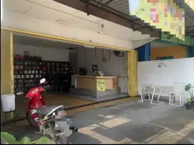 RUMAH  USAHA  DI JL MAJAPAHIT  PEDURUNGAN SEMARANG 