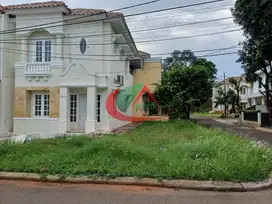 Hunian Nyaman Rumah Hook Rafles Hills Cibubur