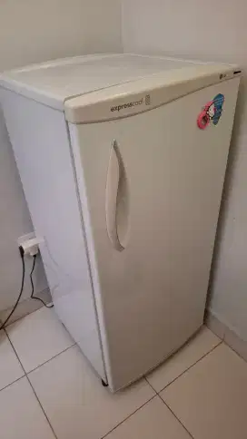 Kulkas 1 pintu second