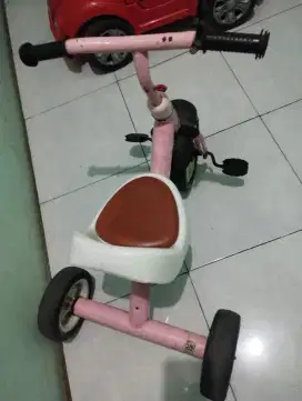 Sepeda anak cewe