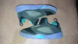 Sepatu Anak Basket Jordan Size 32