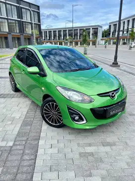 TERMURAH!TDP7jt! Mazda 2 R 2011. jazz yaris
