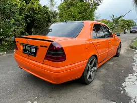 Mercedes-Benz C180 1995 Bensin