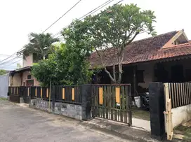 Rumah jalan kaliurang km 5,5 Jogja dekat UGM