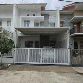 Rumah LINGKUNGAN NYAMAN dekat RS Hermina Arcamanik Bandung dijual