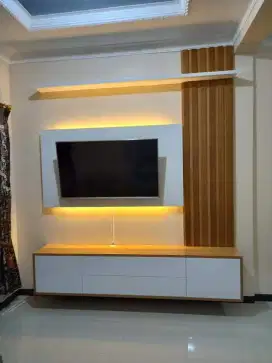 Kabinet Lemari dan Backdrop TV