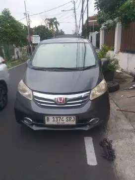 Honda freed SD 2013 at
