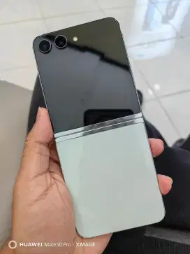 Samsung Z Flip 5 (8/256) Fullset Original