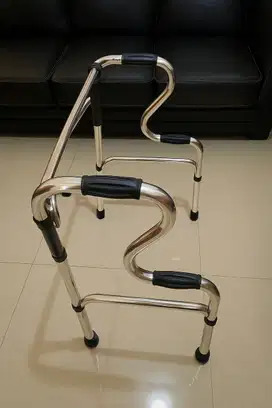 alat bantu jalan