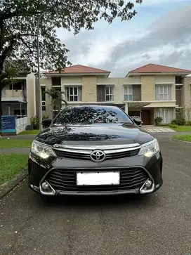 Toyota Camry V 2018 Bensin