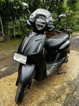 Yamaha Grand Filano Hybrid