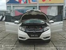 HRV E AT 2016 PUTIH+SE 2019+RS 2023 Tdp 5jt Sj