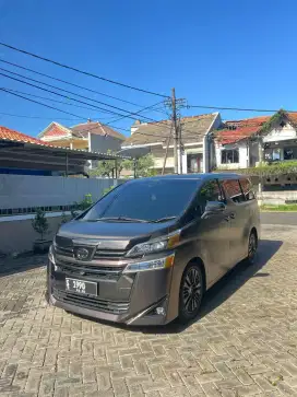 Toyota Vellfire G Facelift 2.5 at 2020