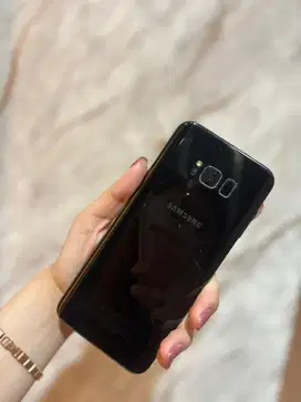 Dijual HP Second Samsung S8Plus Warna Hitam
