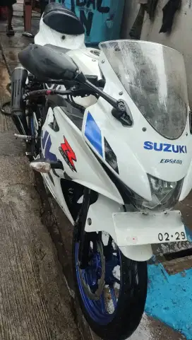 [for sale] Suzuki GSX-R 150 2019 Putih Rare