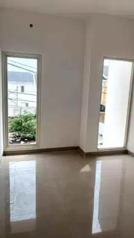 Jual rumah tinggal lanjutin oper kredit/cash greenmansion Juanda