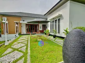 RUMAH MINIMALIS SIAP HUNI 1.5 LANTAI DEKAT TOL ANDARA DAN PERSARI