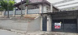 Dijual rumah mewah, luas di pinggir jl kapitan, Cimanggis