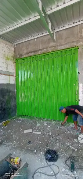 Pintu harmonika