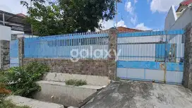 Rumah Usaha Komersial Dharmahusada. Nol Jalan Raya.
