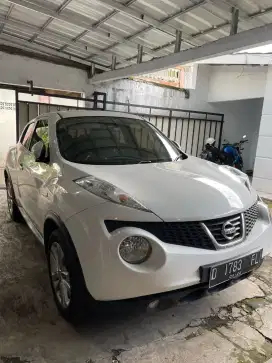 Dijual mobil juke antik istimewa