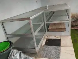 Etalase Kaca Warteg
